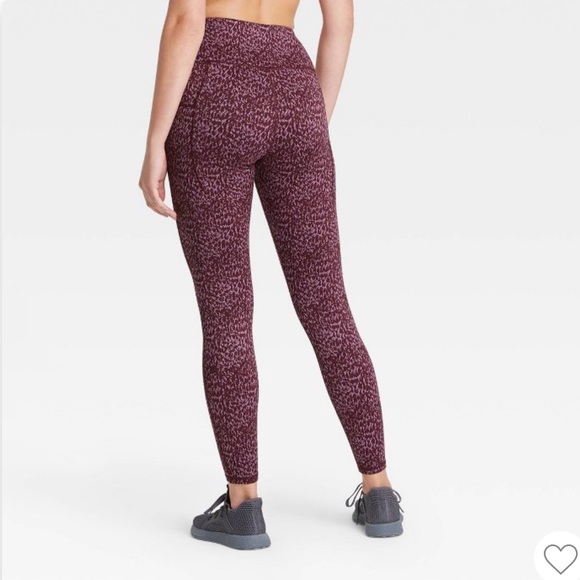 All In Motion Leopard Jacquard Leggings Mulberry - Picture 2 of 6